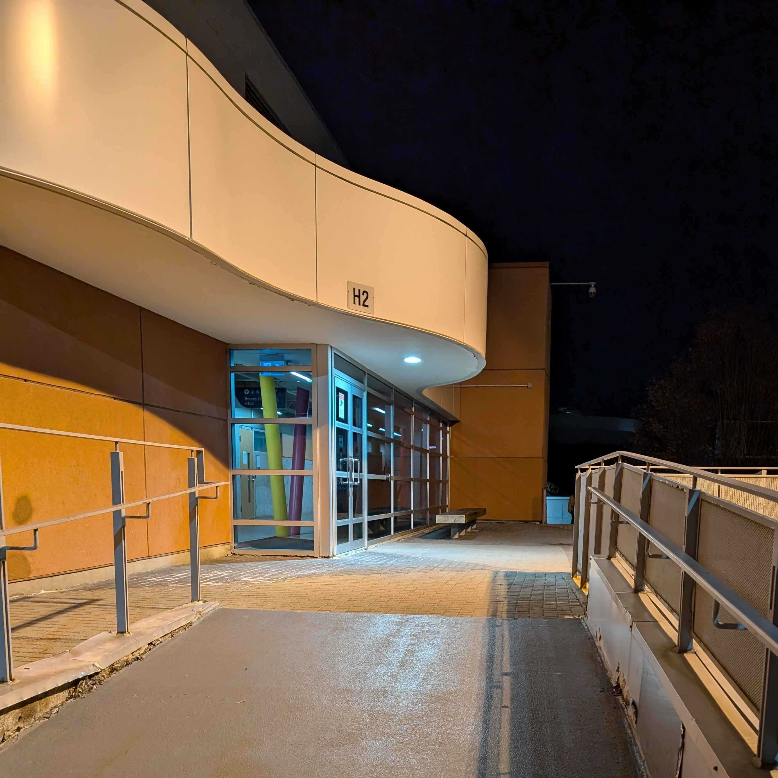 The walkway up to the H building in Sheridan College Trafalgar Campus.